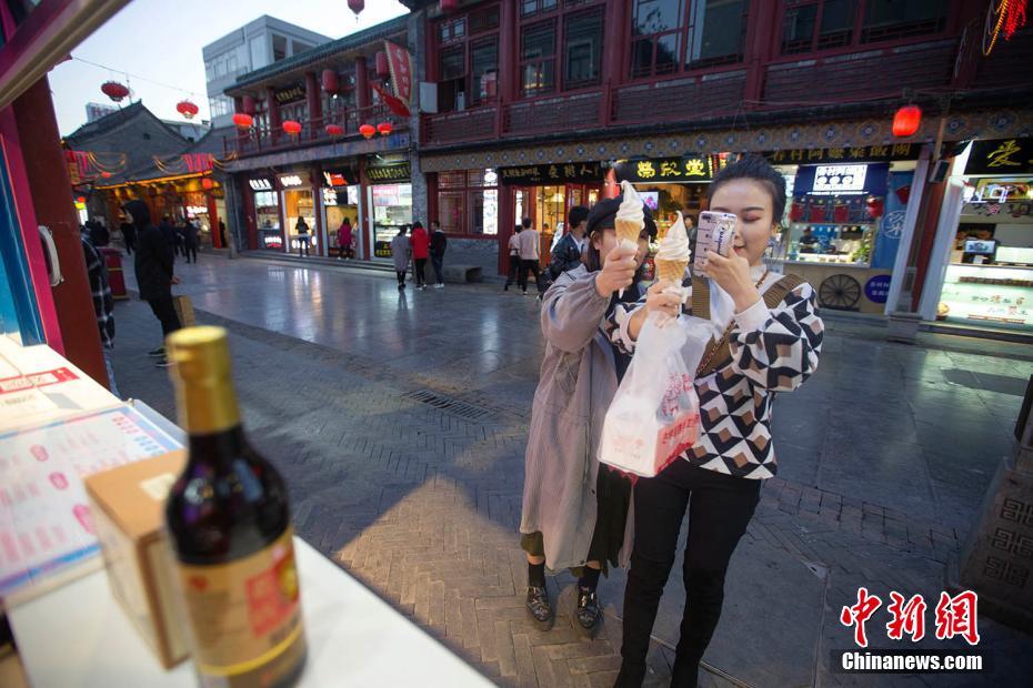 Sorvete com sabor a vinagre ganha popularidade em Shanxi