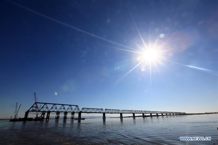 Concluída secção principal da 1ª ponte ferroviária transfluvial na fronteira sino-russa