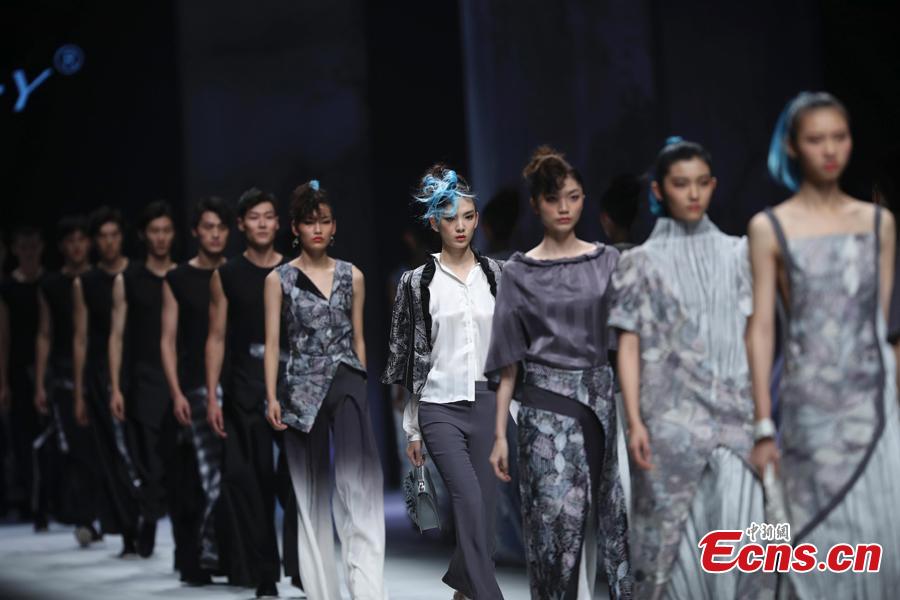 Galeria: Semana de Moda da China em Beijing