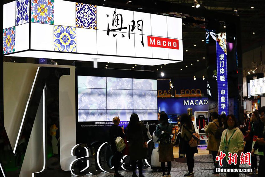 Galeria: Empresas de alimentos de Hong Kong e Macau participam na CIIE