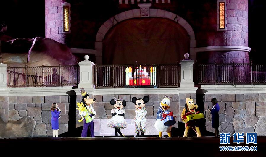 Galeria: Disney de Shanghai celebra 90º aniversário do Rato Mickey