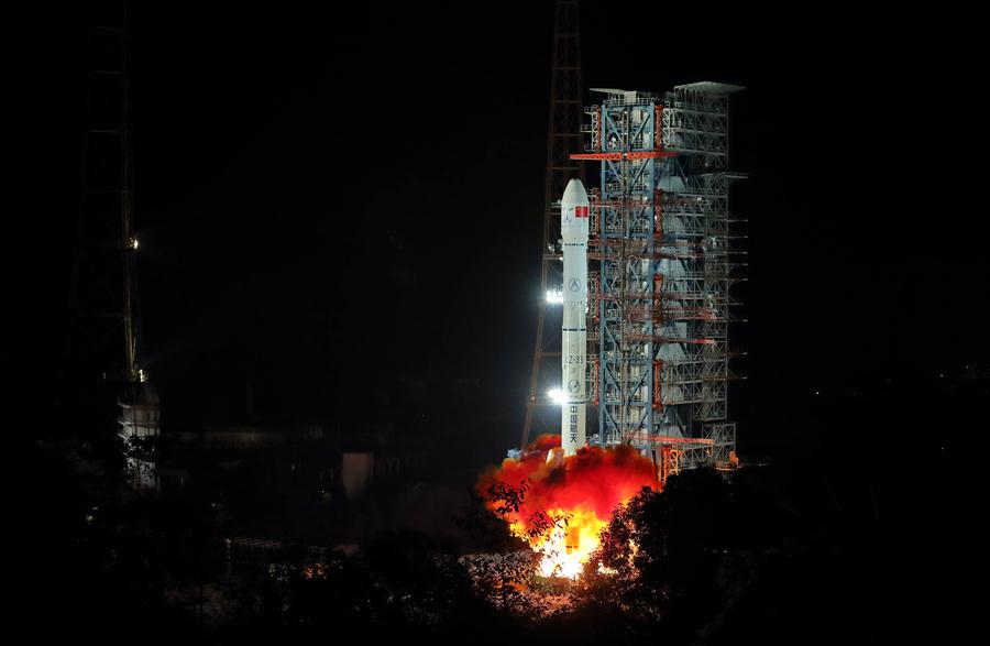 China lança sonda lunar Chang'e-4