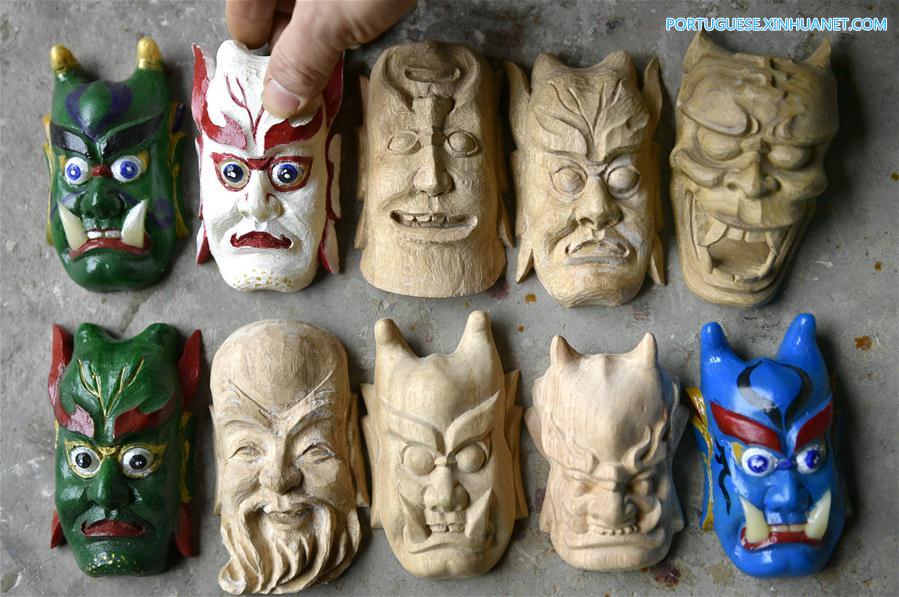 Máscaras da Ópera Nuo: Antigo drama folclórico da província de Hubei