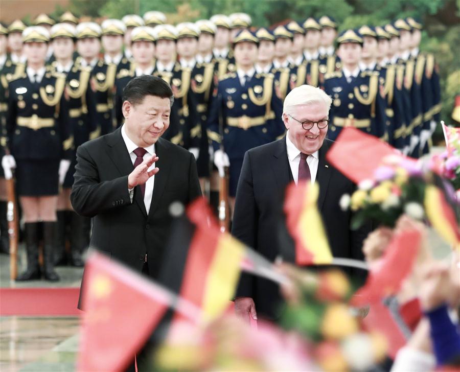China e Alemanha concordam em fortalecer ainda mais os laços bilaterais