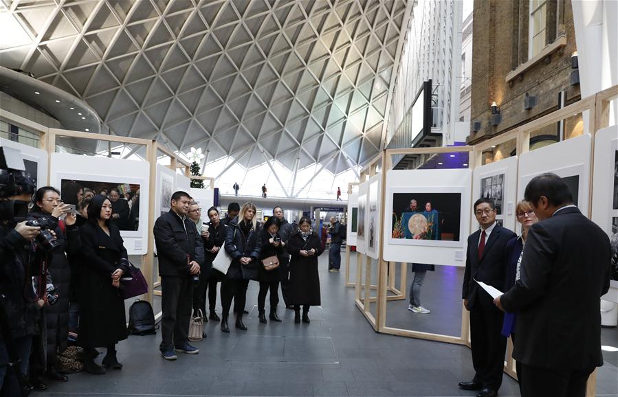 Exposição fotográfica em Londres comemora 40 anos da reforma e abertura da China