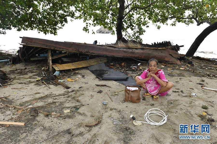 Sobe para 373 número de mortos por tsunami na Indonésia