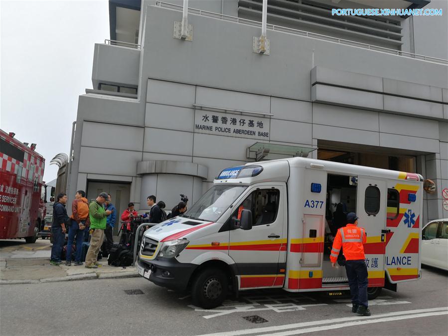 Incêndio em navio-tanque deixa um morto e sete feridos nas águas próximas a Hong Kong