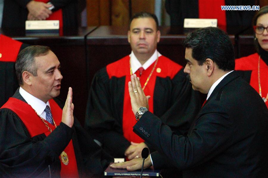 Maduro presta juramento para novo mandato presidencial