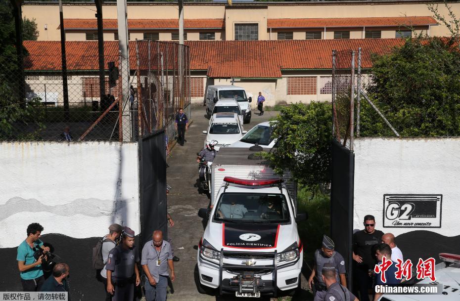 Brasil: 10 mortos em tiroteio dentro de escola