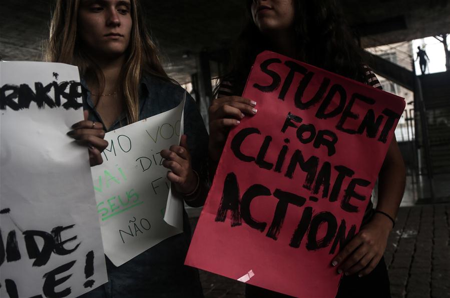 Galeria:Estudantes de São Paulo participam de movimento contra a mudança climática