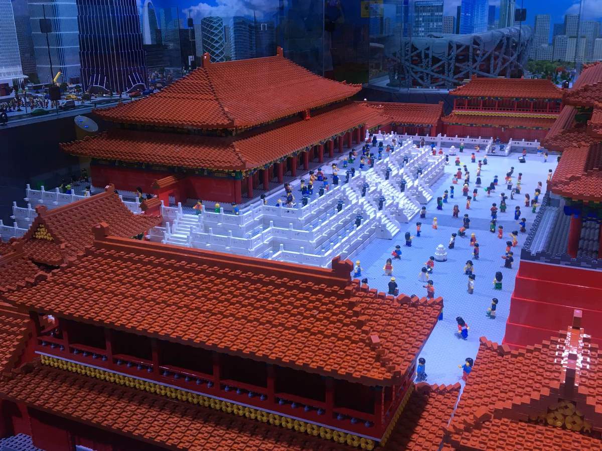 “Legolândia” apresenta miniatura de Beijing