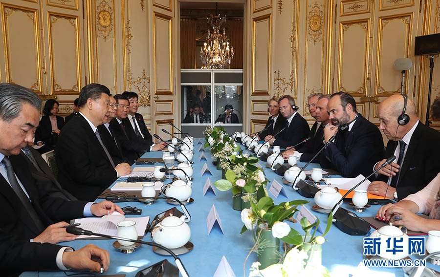Xi reúne-se com premiê francês sobre promoção de relações China-França