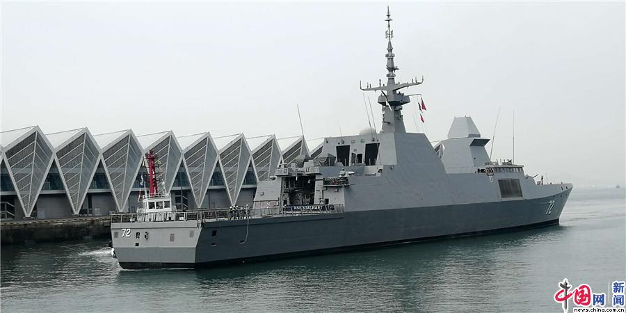 Chega primeiro navio estrangeiro para evento pelos 70 anos da Marinha chinesa