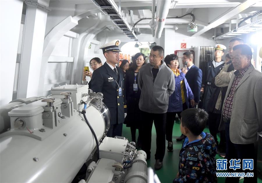 Galeria:Realiza-se em Qingdao a atividade do dia aberto dos navios de guerra multinacionais