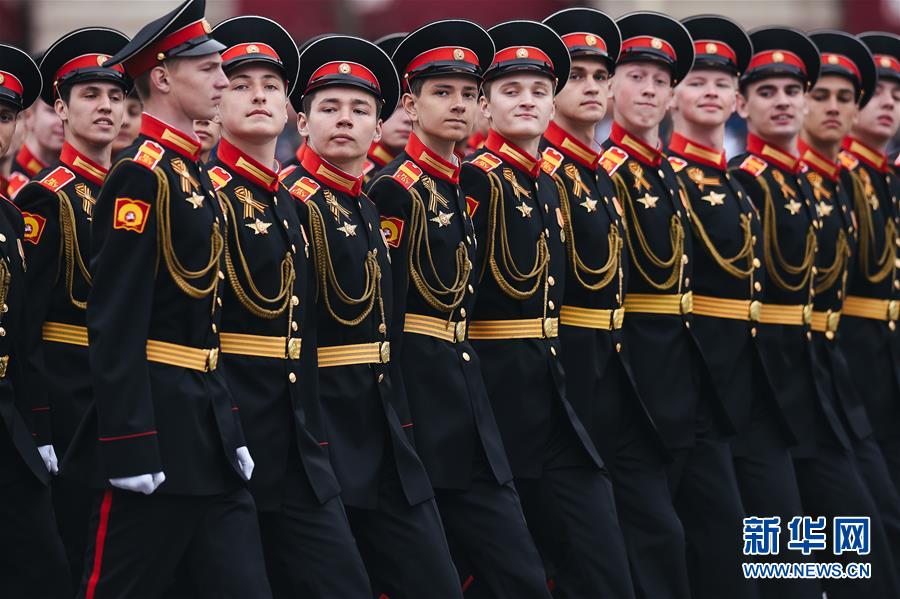 Rússia realiza parada militar do Dia da Vitória