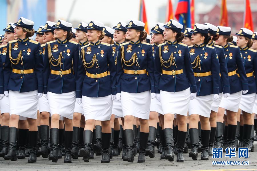 Rússia realiza parada militar do Dia da Vitória