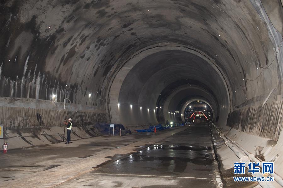 Indonésia: Finalizam escavações do túnel de Walini da ferrovia Jacarta-Bandung