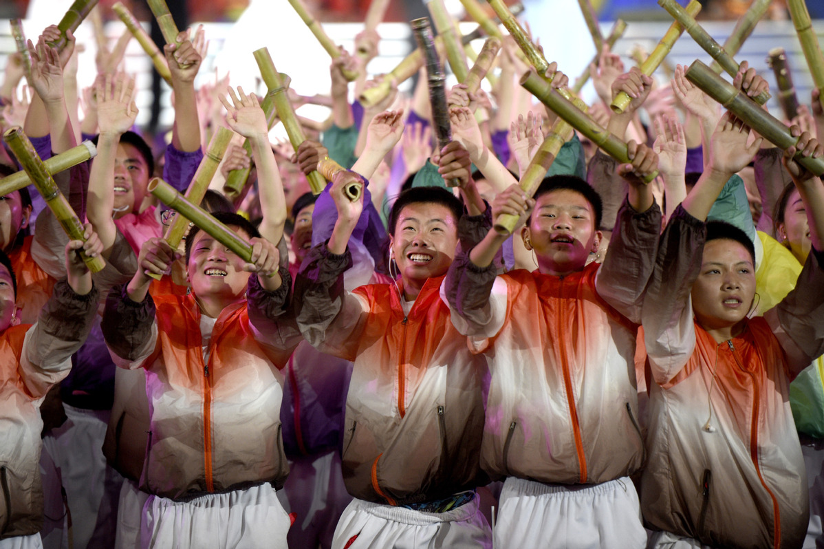 China realiza carnaval em celebração da diversidade civilizacional da Ásia