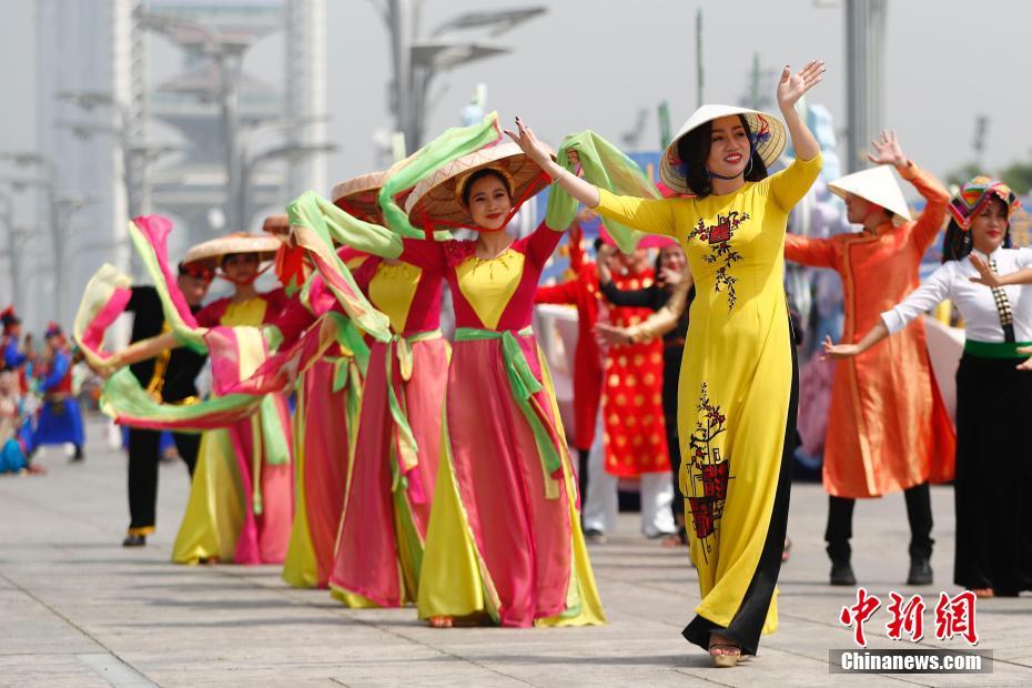 Galeria: Beijing realiza série de eventos sobre culturas asiáticas