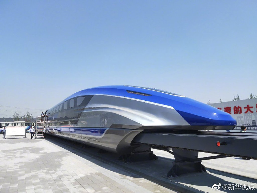 China revela protótipo para trem maglev de 600km/h