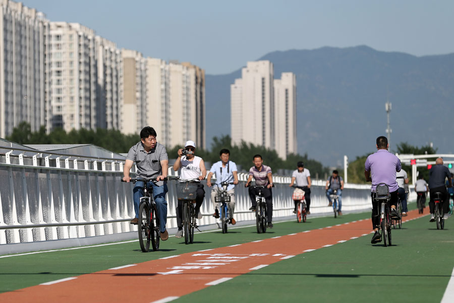 Galeria: Beijing inaugura primeira ciclovia