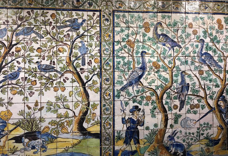 Cidade Proibida é enfeitada com azulejos nas comemorações de 40 anos de relações sino-portuguesas