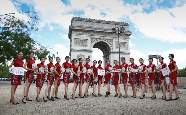 Galeria: Vestido tradicional chinês torna-se moda global