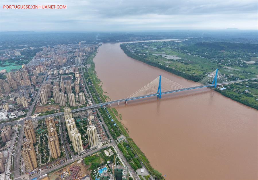 Ponte Nanxi Xianyuan Yangtzé abre ao tráfego público em Sichuan, sudoeste da China