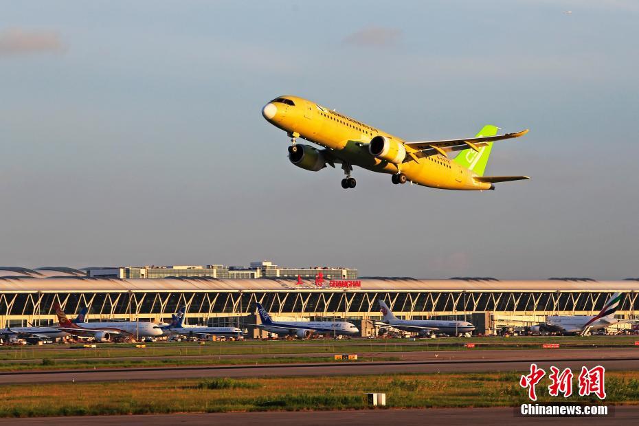 Quarto avião C919 completa primeiro teste de voo