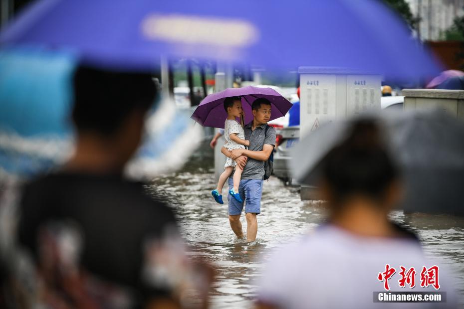 Tianjin sofre fortes chuvas