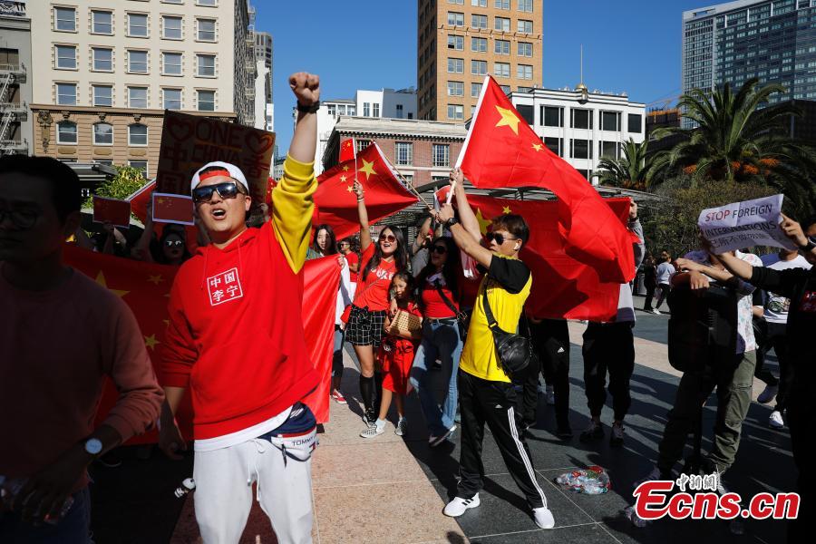 Chineses em São Francisco pedem o fim da violência em Hong Kong