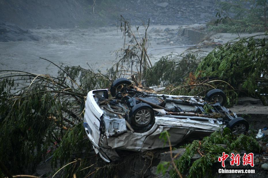 Mais de 12 mil pessoas foram afetadas pela tempestade em Sichuan