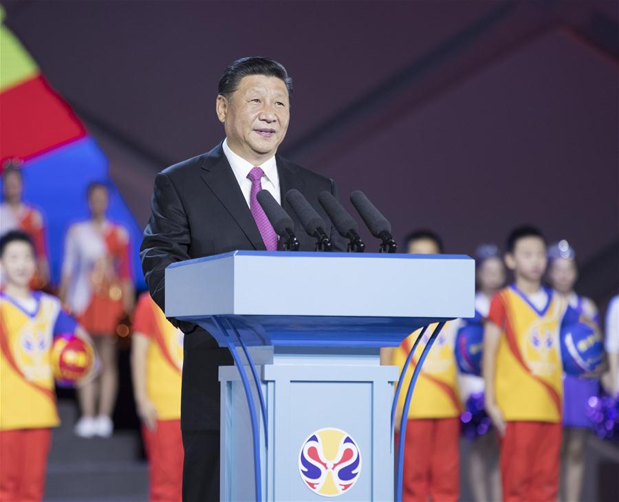 Xi participa da cerimônia de abertura da Copa do Mundo de Basquete FIBA 2019