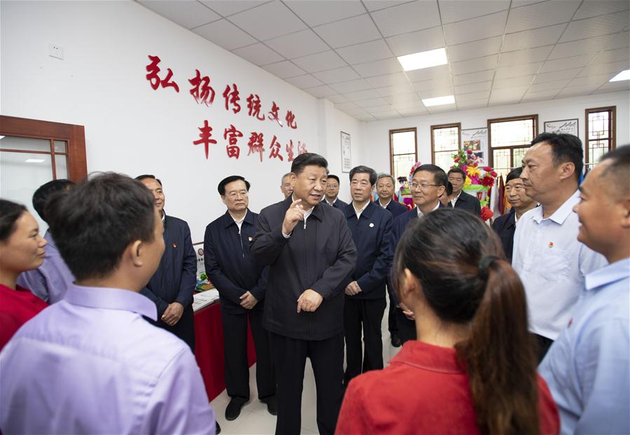 Xi enfatiza confiança e trabalho árduo durante inspeção no centro da China