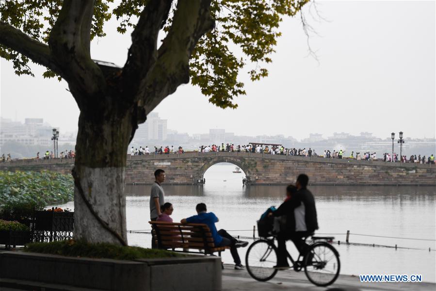 China registra 782 milhões de viagens turísticas domésticas durante feriado do Dia Nacional