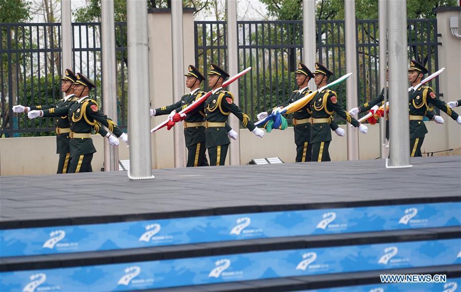 Cerimônia de hasteamento da bandeira realizada na vila de atletas dos 7º Jogos Mundiais Militares