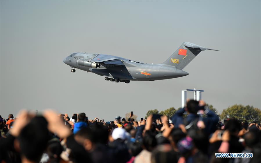 Força Aérea do ELP celebra 70º aniversário com atividade comemorativa