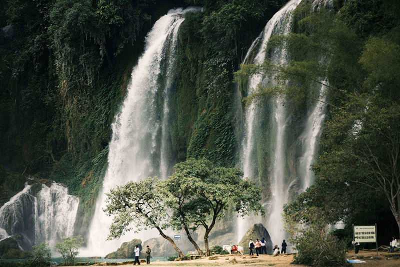 Cachoeira transnacional sino-vietnamita será projeto piloto de cooperação turística sob iniciativa “Cinturão e Rota”