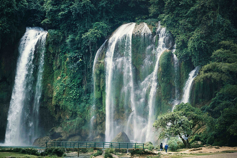 Cachoeira transnacional sino-vietnamita será projeto piloto de cooperação turística sob iniciativa “Cinturão e Rota”