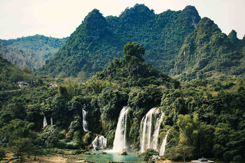 Cachoeira transnacional sino-vietnamita será projeto piloto de cooperação turística sob iniciativa “Cinturão e Rota”