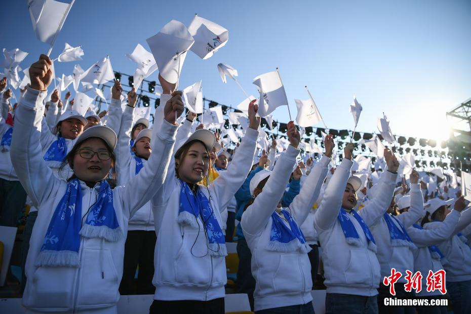 Aberto recrutamento global para voluntários dos Jogos de Beijing 2022