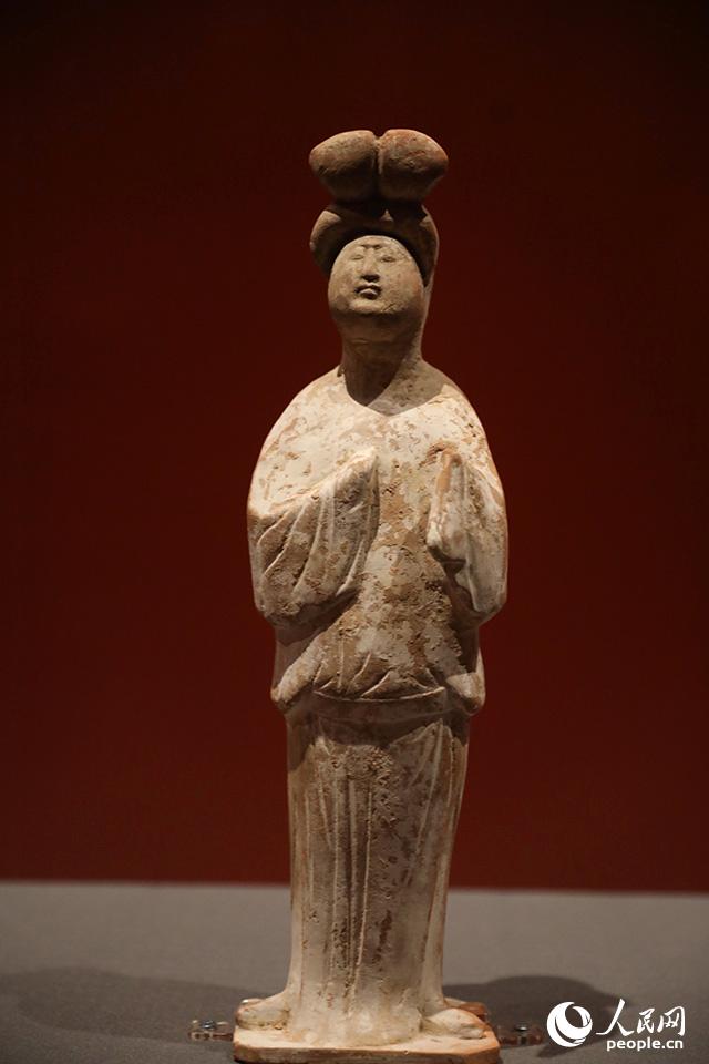 Exposição de relíquias culturais da dinastia Tang realizada em Museu da província de Liaoning