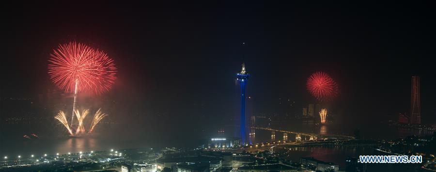 Macau e Zhuhai realizam em conjunto espetáculos de fogos de artifício