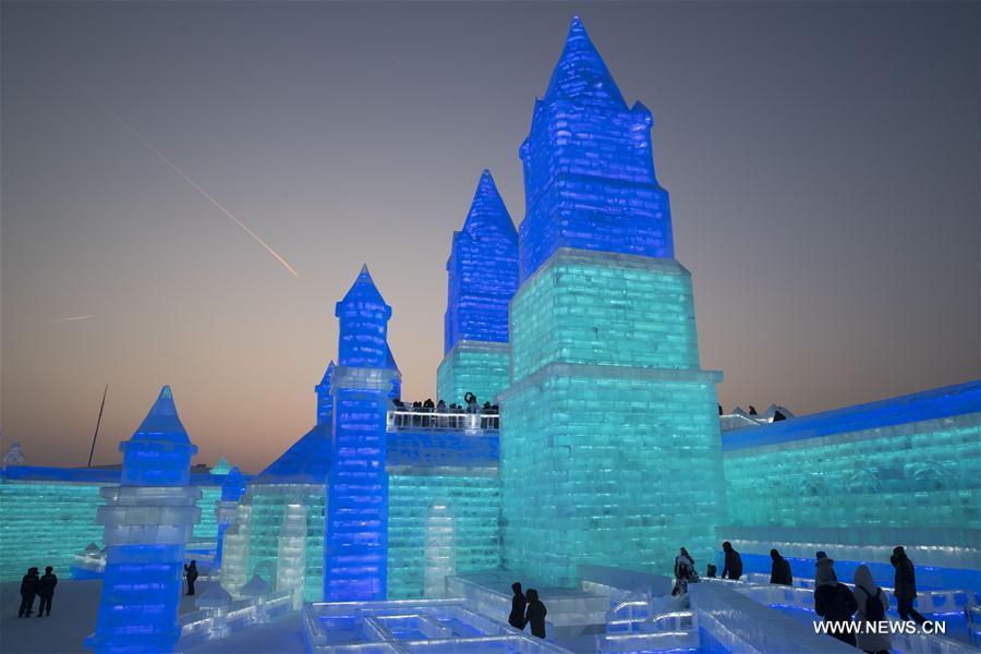 Festival anual de Gelo e Neve abre em Harbin