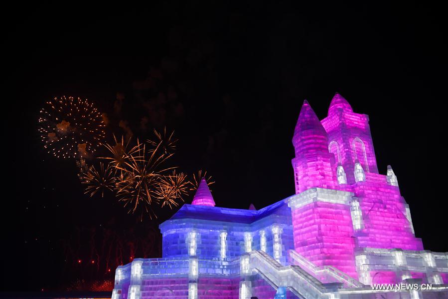 Festival anual de Gelo e Neve abre em Harbin