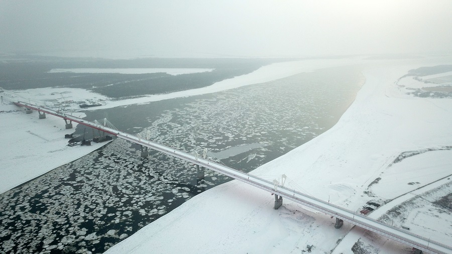 Ponte-estrada China-Rússia pronta para abrir