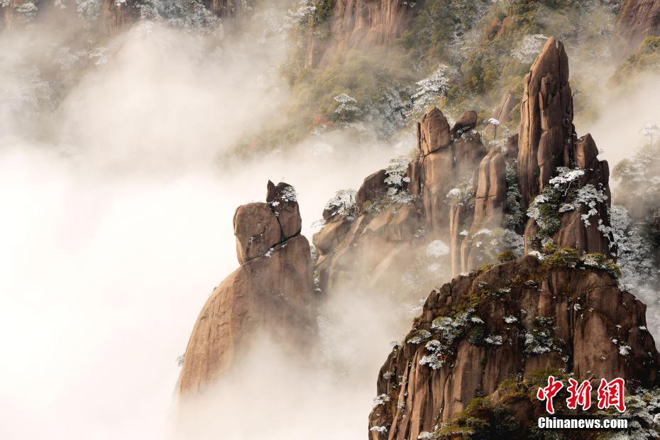 Galeria: Paisagem estonteante da montanha Sanqing após queda de neve