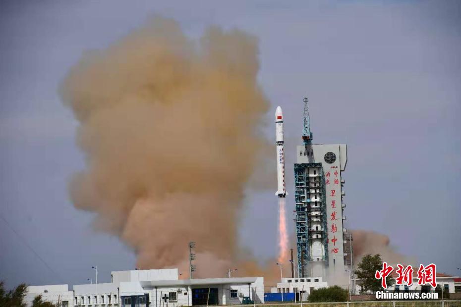 China envia dois satélites para órbita planejada