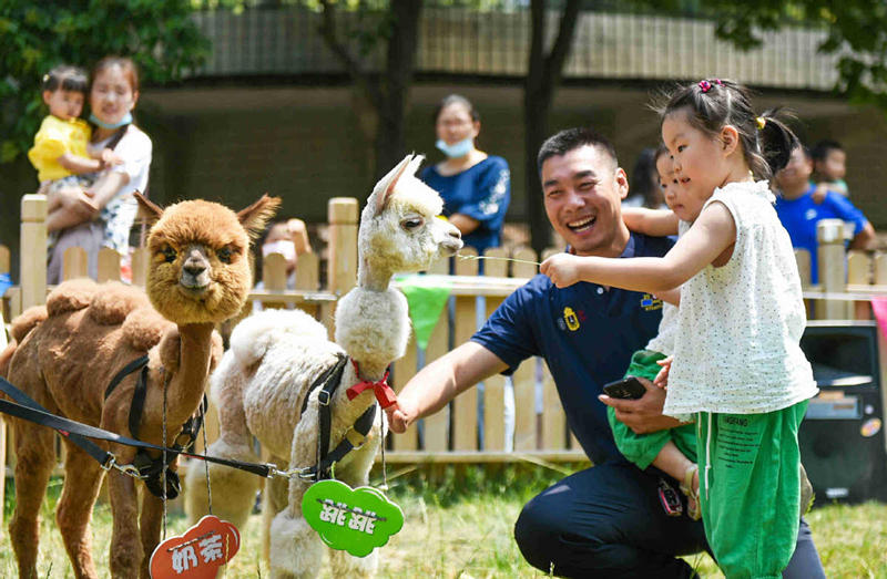 Dia Internacional da Criança comemorado em toda a China