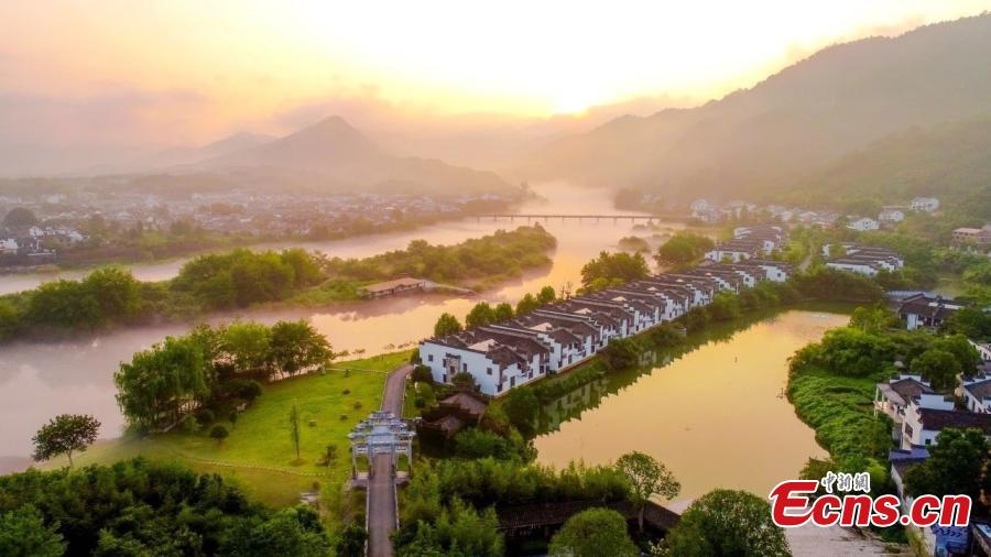 Galeria: Paisagem de Taohuatan na província de Anhui